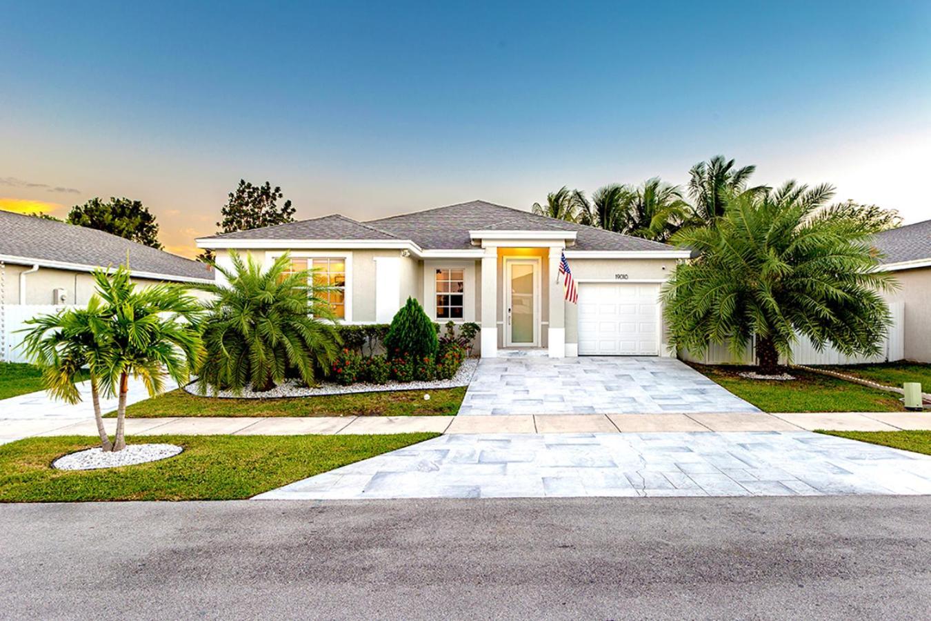 Lux Backyard/Heated Pool/Everglades/Speedway/Keys! Miami Eksteriør bilde